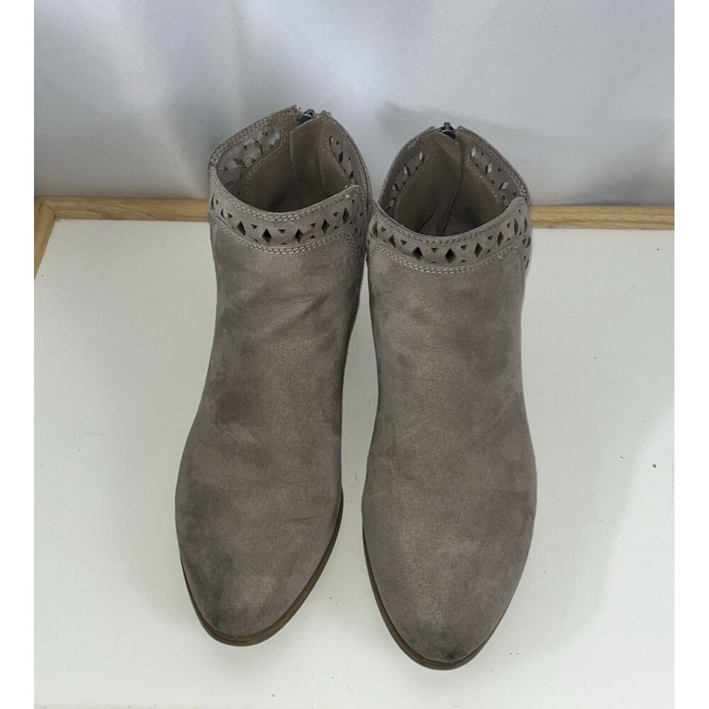 Indigo Rd. Women’s Size 8 Brown Ankle Booties With Zip Faux Leather